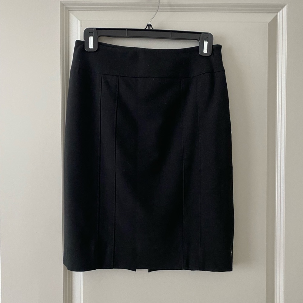 White House Black Market Pencil Skirt, Size 2, Black